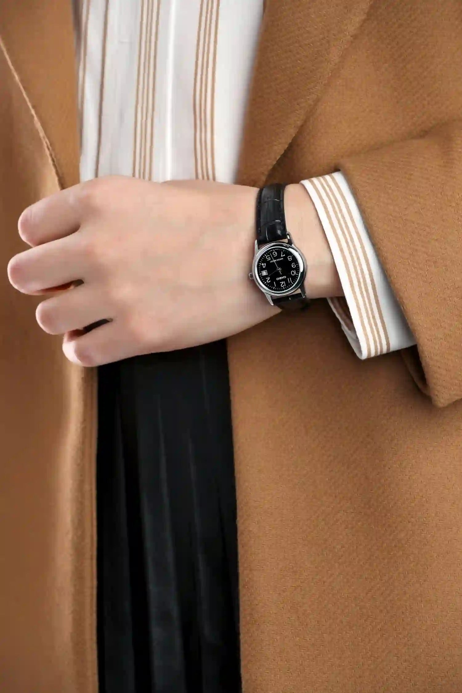 CASIO LTP-V002L-1BUDF Women Watch