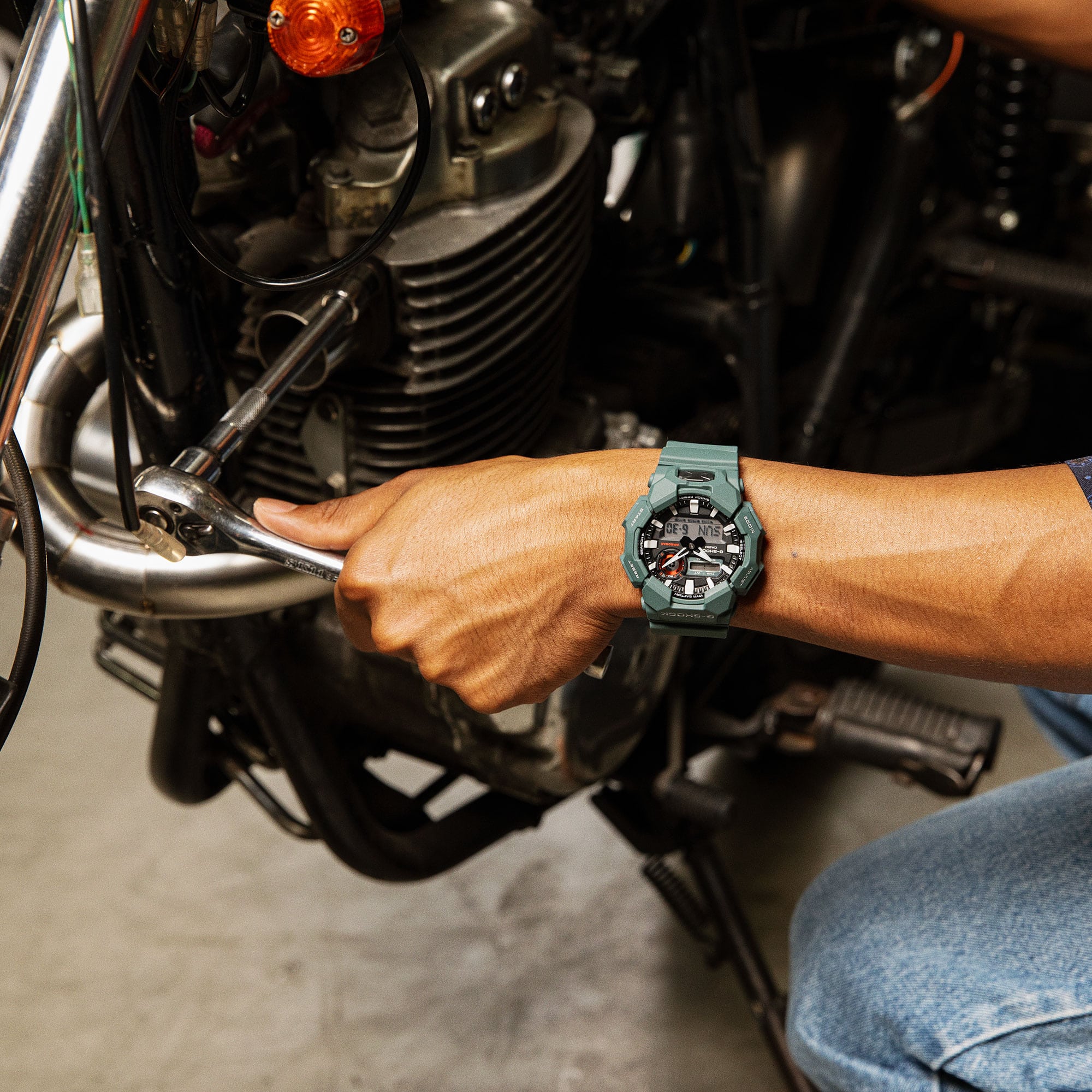 G-SHOCK GA-010-2ADR