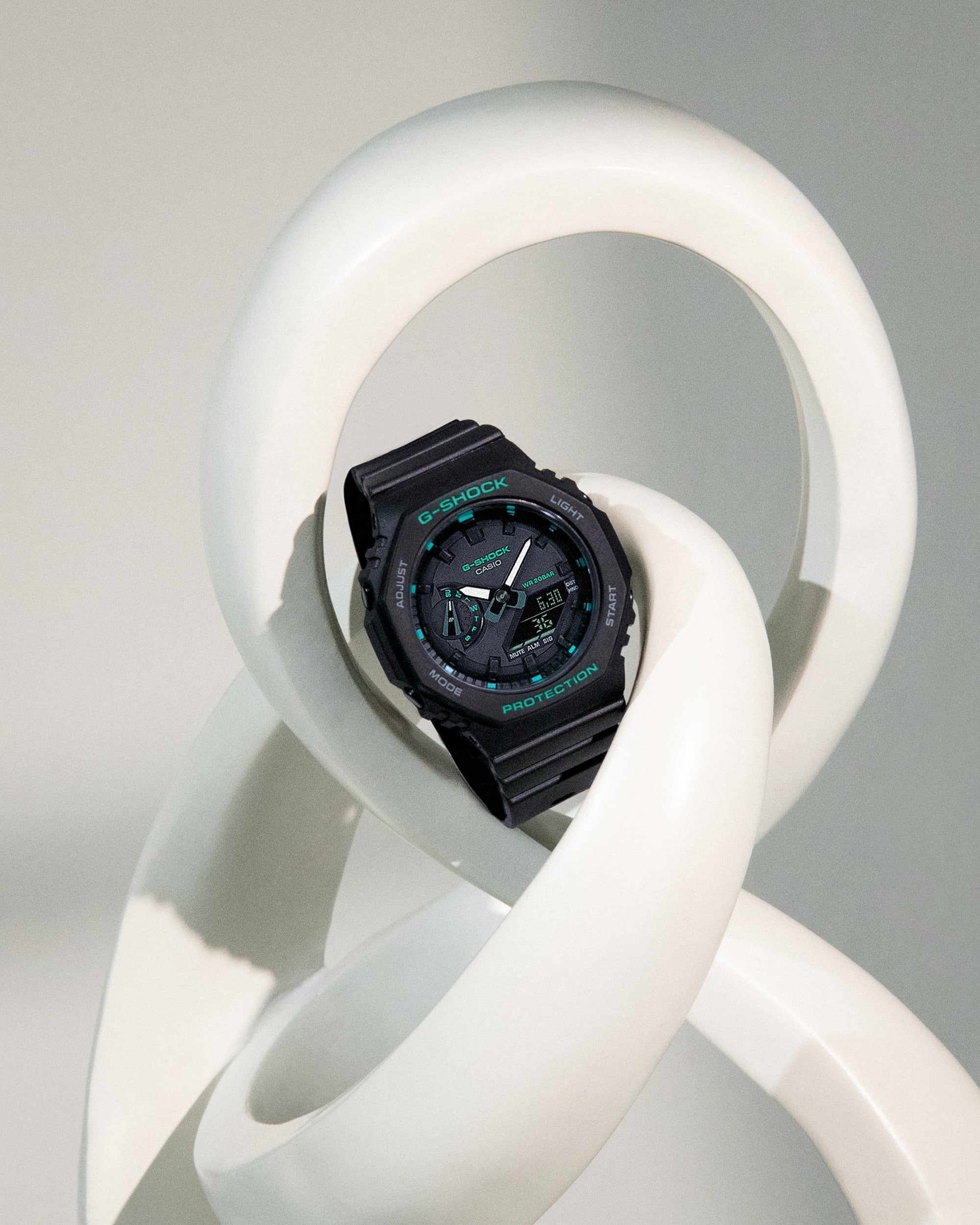 G-SHOCK GMA-S2100GA-1ADR Women