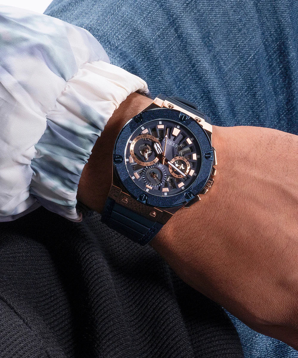 GUESS CIRCUIT GW0487G4