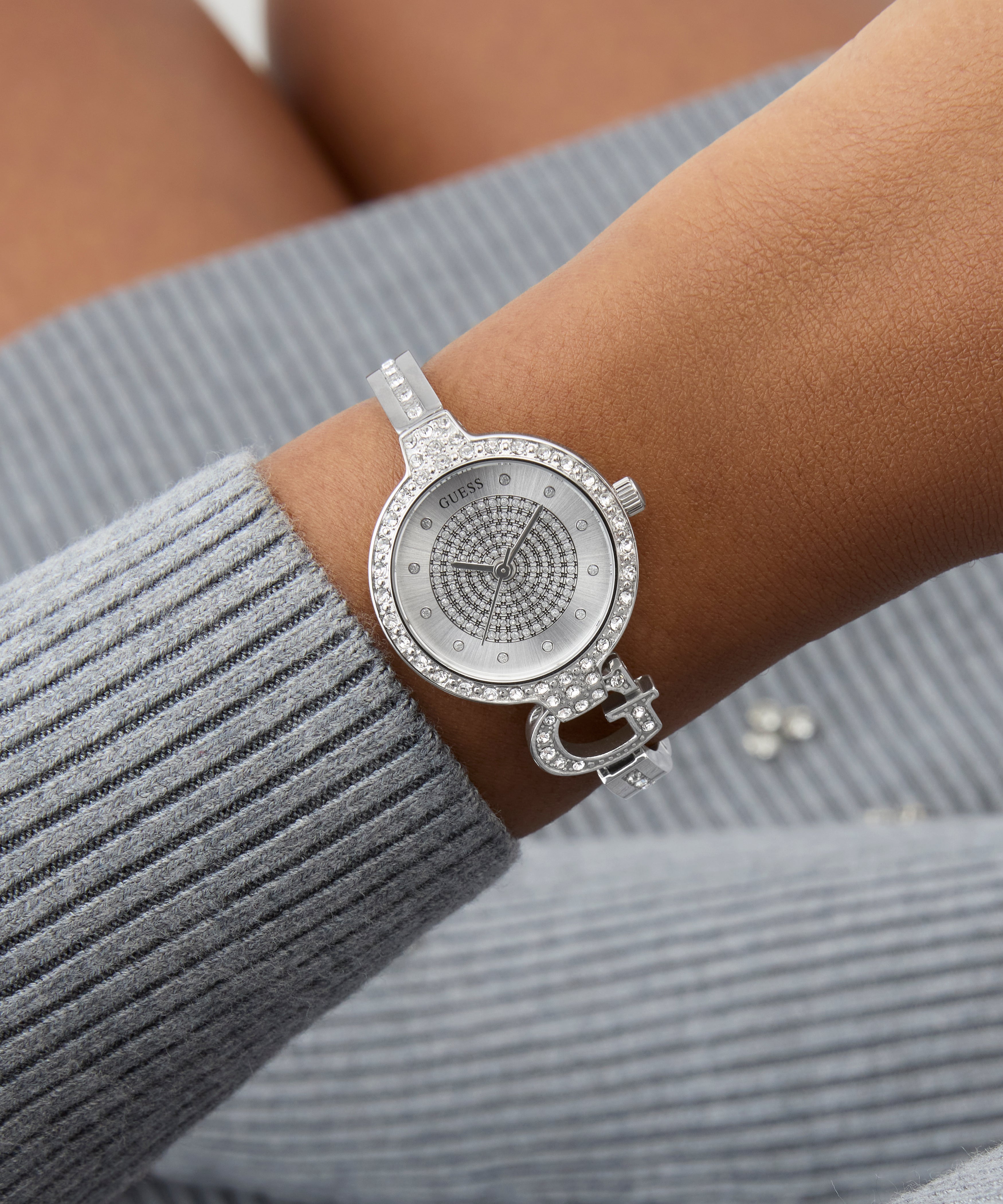 GUESS GISELLE GW0929L1