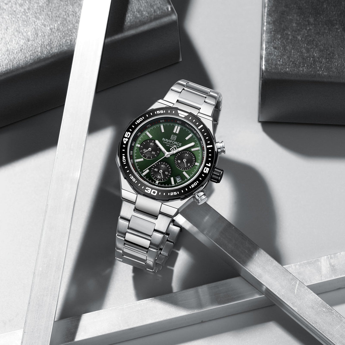 NAVIFORCE NF8049 S/GN/S Men Watch