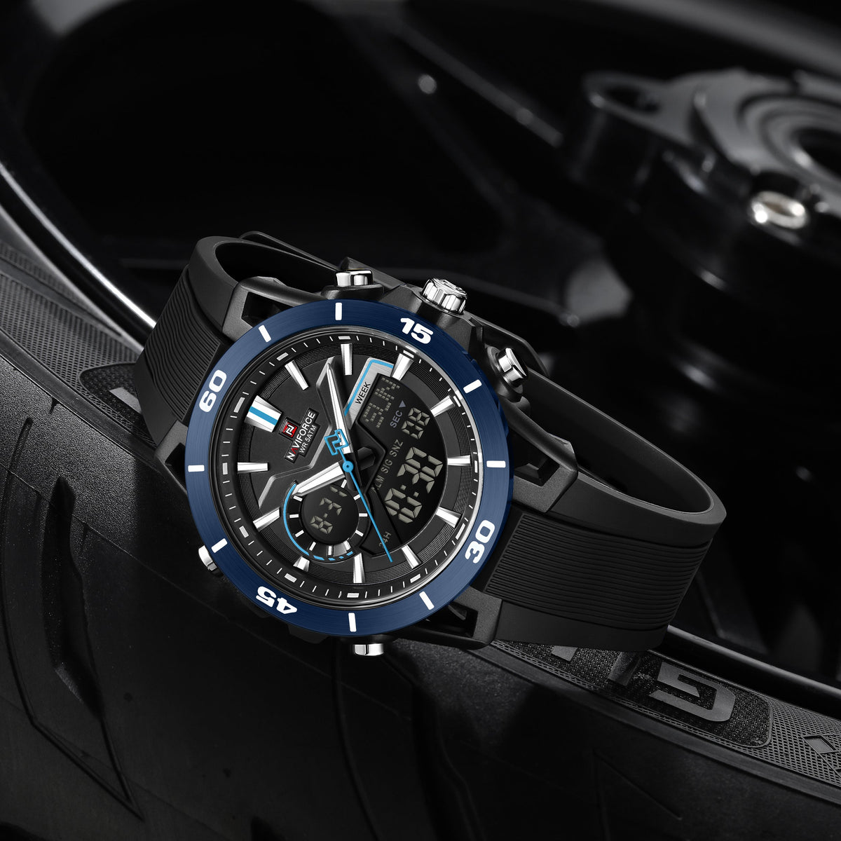 NAVIFORCE NF7135 B/BE/B Men Watch