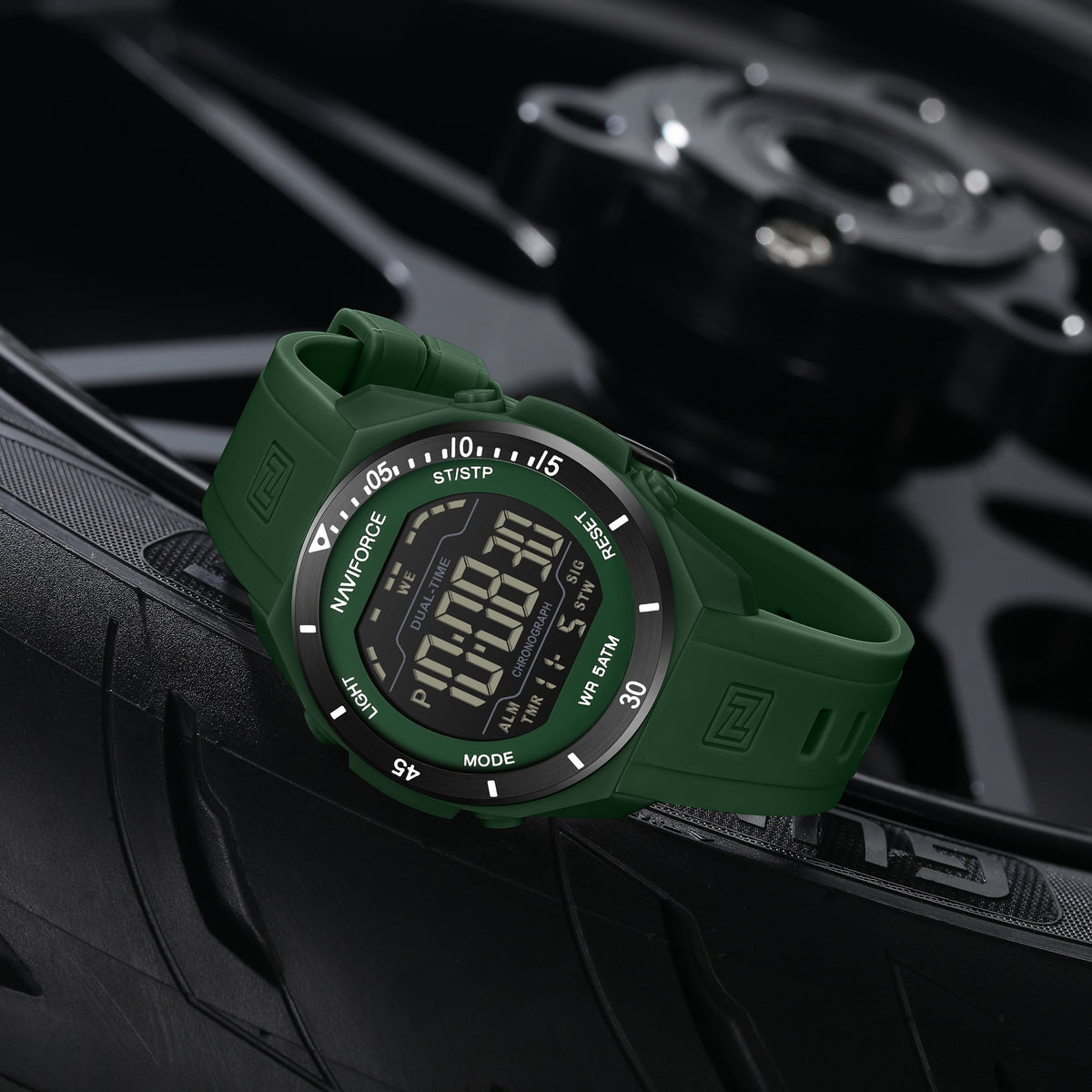 NAVIFORCE NF7138 GN/B Men Watch