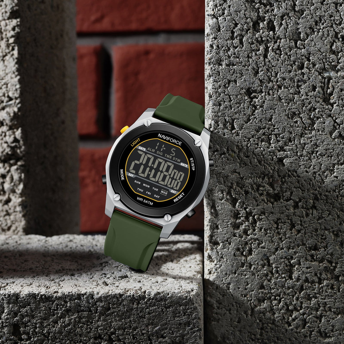 NAVIFORCE NF7134 S/LGN Men Watch