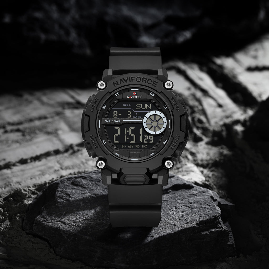 NAVIFORCE NF7133 B/B/B Men Watch