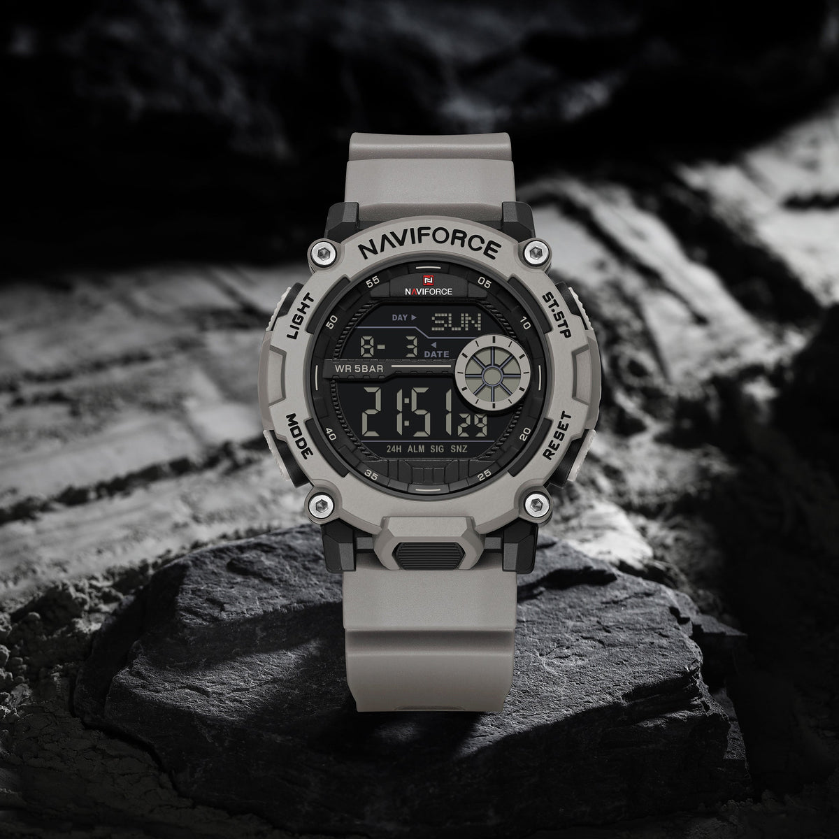 NAVIFORCE NF7133 B/BGY/BGY Men Watch