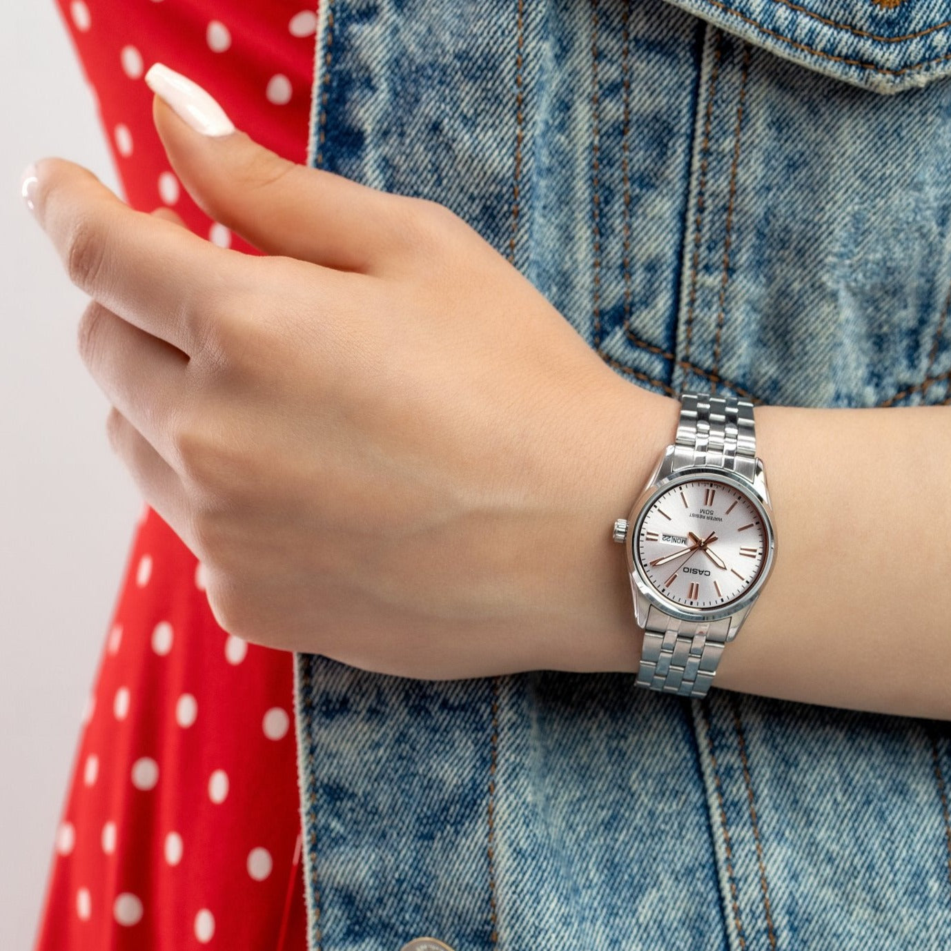 CASIO LTP-1335D-4AVDF Women Watch