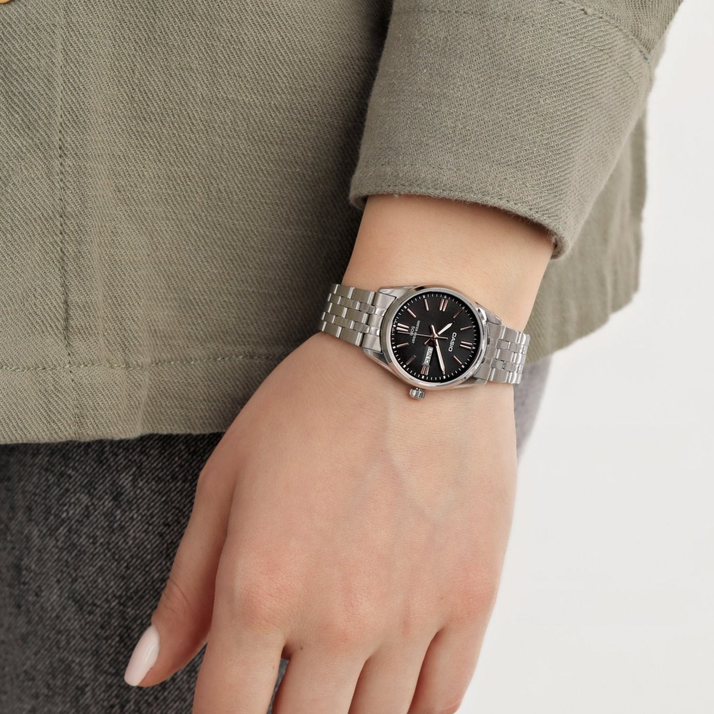 CASIO LTP-1335D-1A2VDF Women Watch