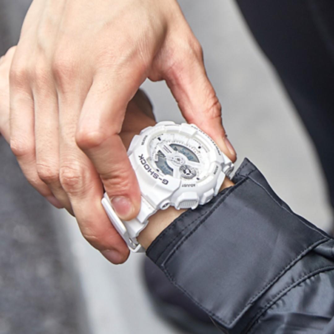 G-SHOCK GA-110MW-7ADR