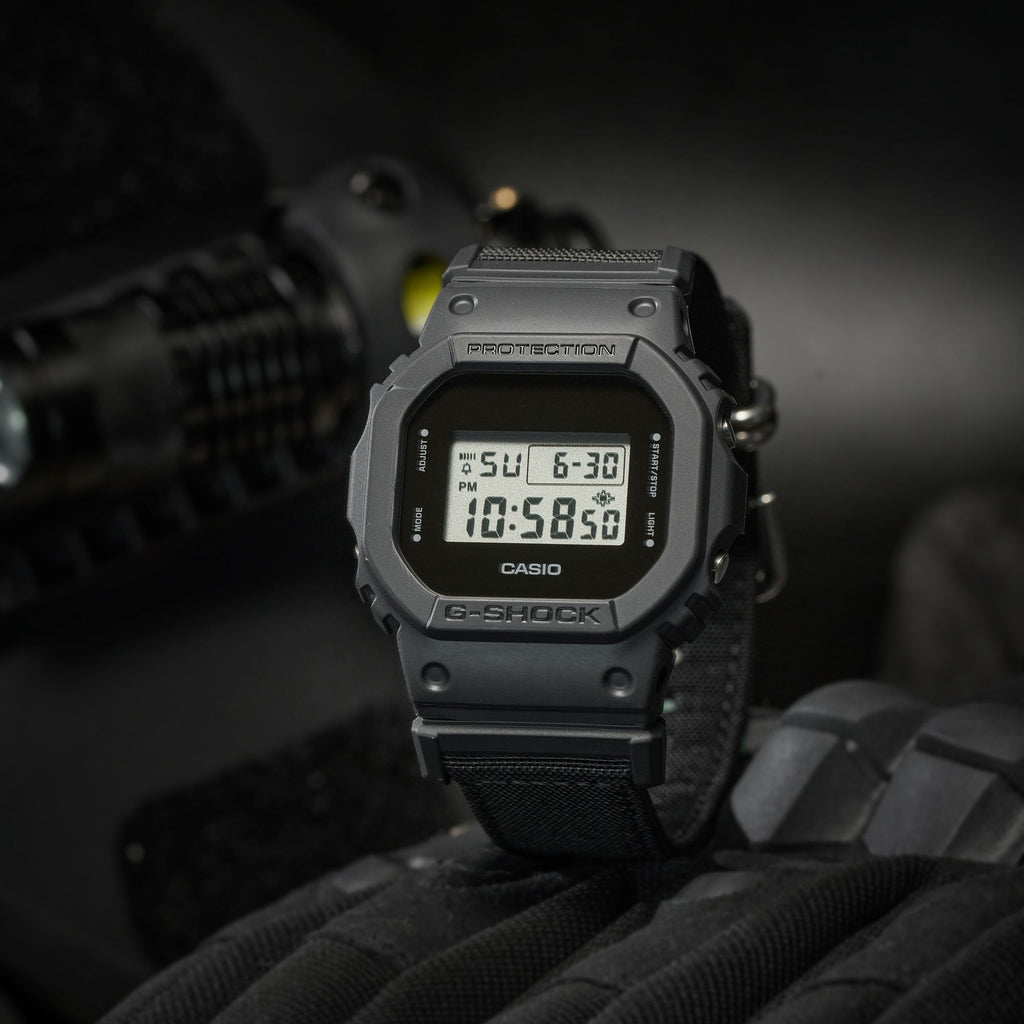 G-SHOCK DW-5600BCE-1DR