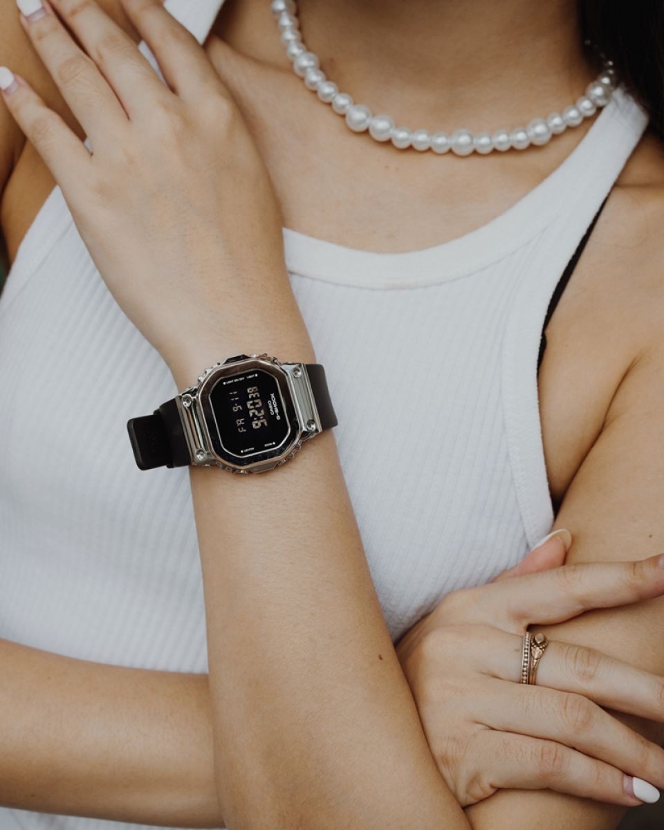 G-SHOCK GM-S5600-1DR Metal-Covered Women