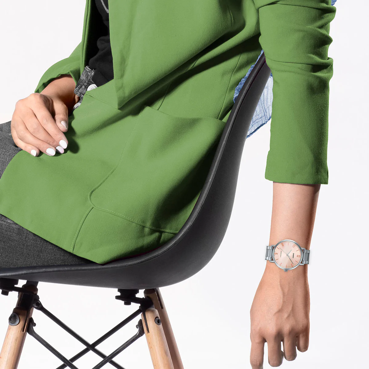 CASIO LTP-VT01D-4B2UDF Women Watch