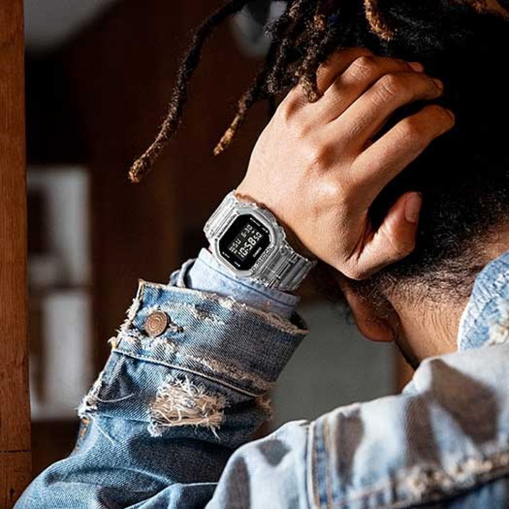G-SHOCK DW-5600SKE-7DR